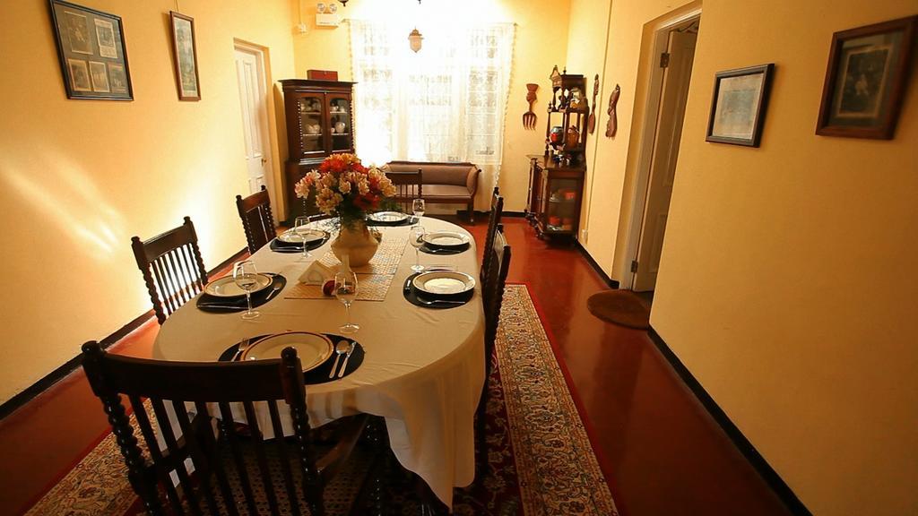 Senani Colonial Holiday Bungalow Νουβάρα Ελίγια Δωμάτιο φωτογραφία